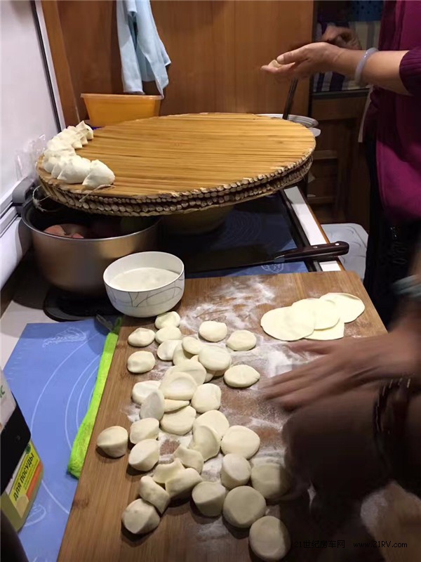 DƬ35.jpg