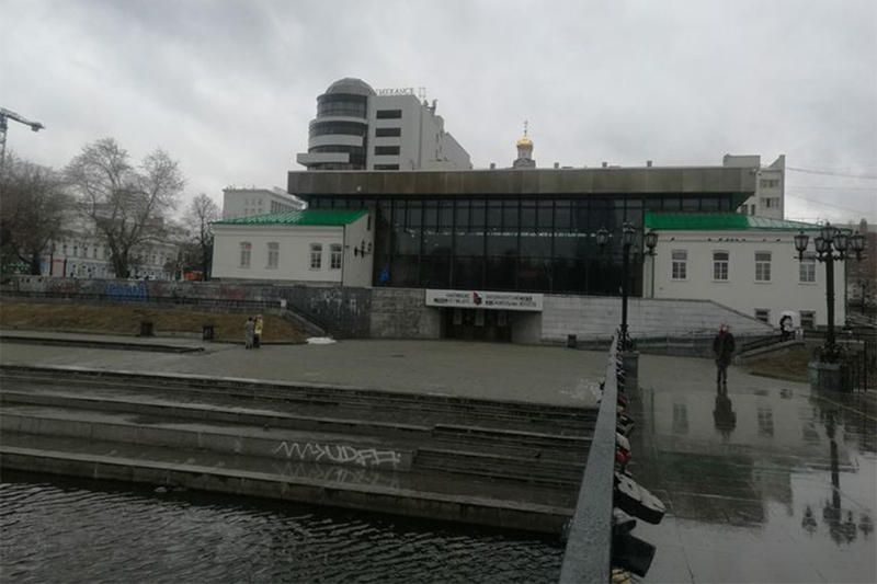 213܌-1.jpg