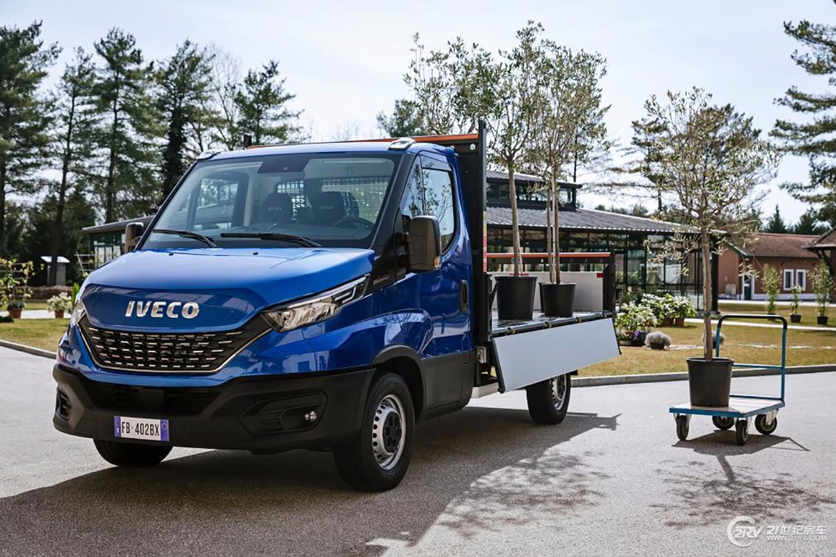 iveco_newdaily_cab-tipper-4.jpg
