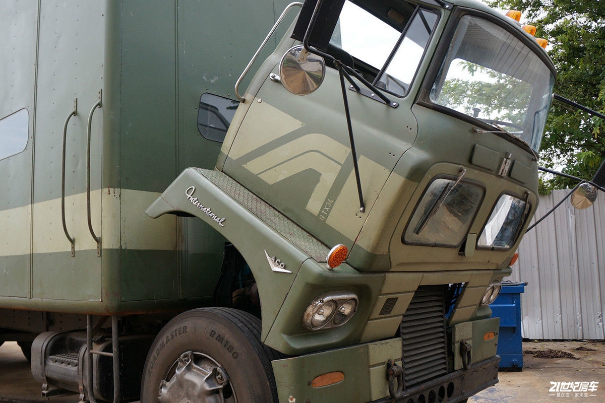 international-harvester-real-steel (1).jpg