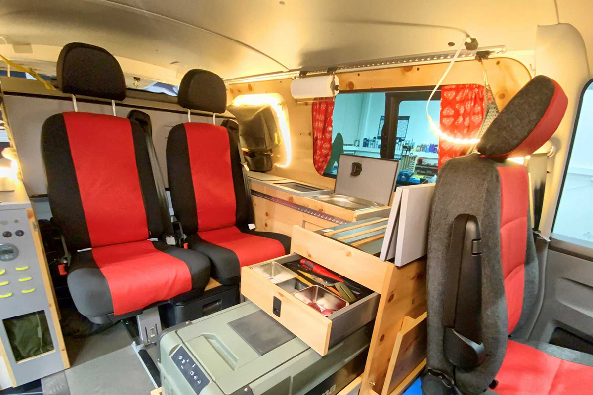 flowcamper-casper-vw-t6-camper-interior.jpg